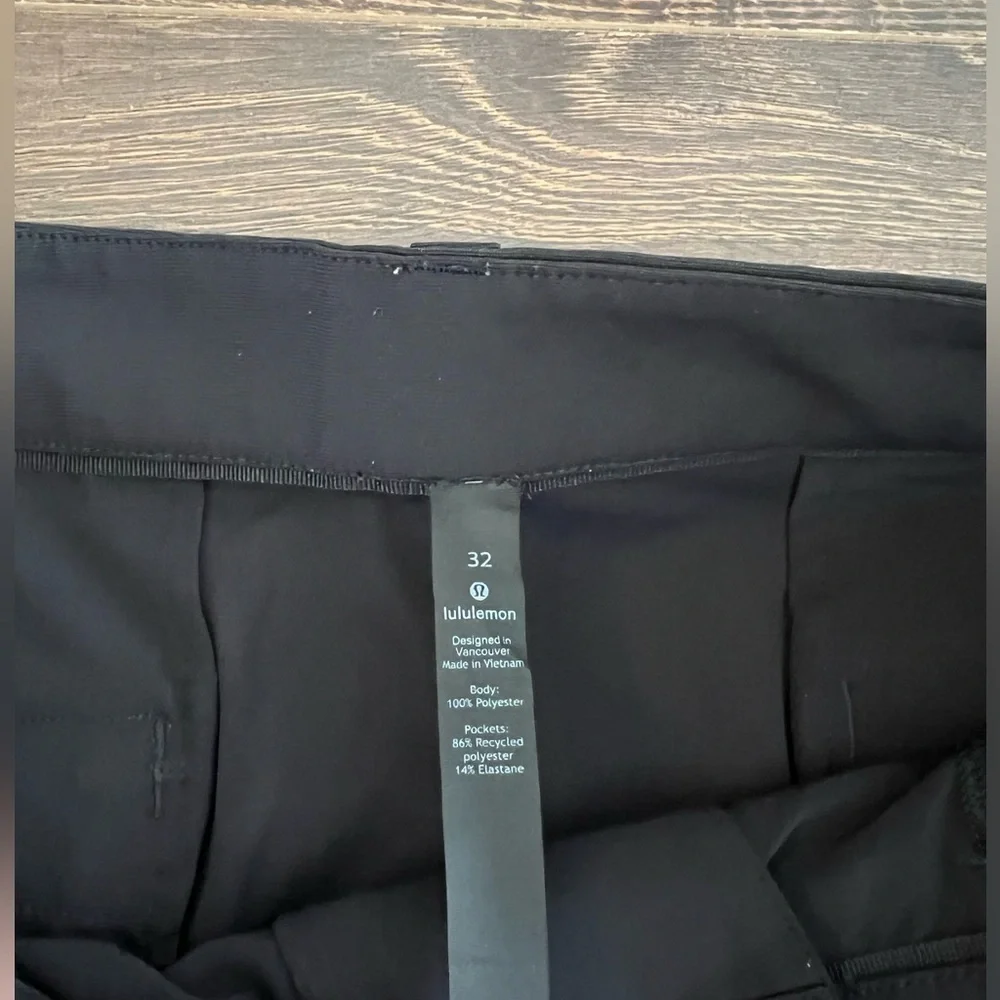 Commission Classic-Fit Short 9" - Picture 2 of 3